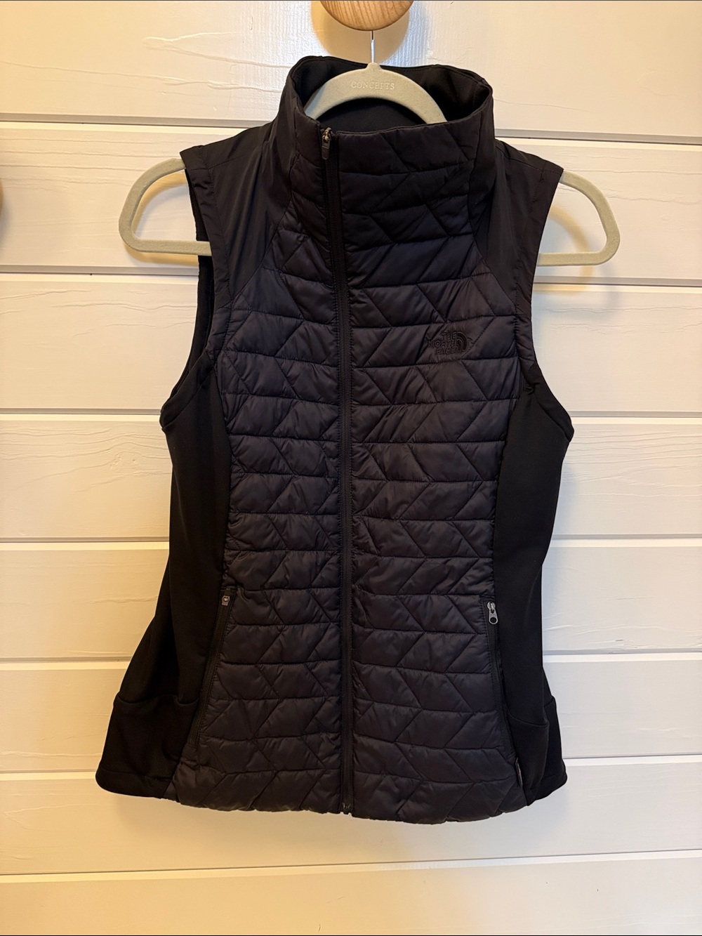 The North Face Black Quilted Hybrid Flashdry Thermoball Gilet